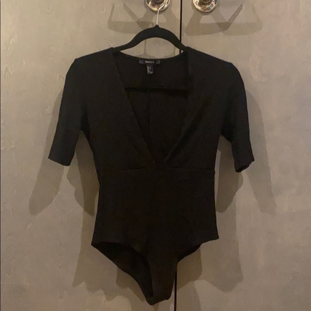 black v neck bodysuit